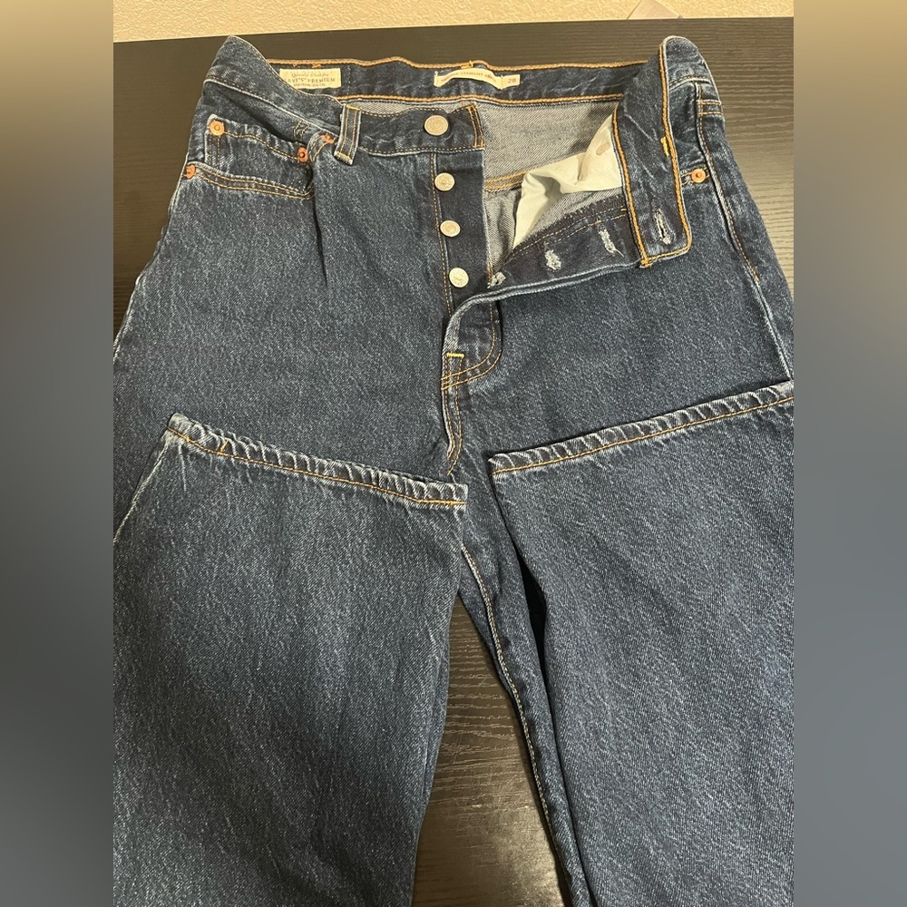 Levi's Premium Dark Blue Jeans